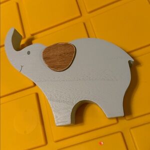 Burton Blue Elephant Decor